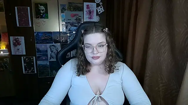 Snapshot of Teasing_Dora chatting on February 2026 07:20:02 PM Teasing Dora online show from February 2026 07:20:02 PM