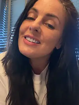 BritishKimi online show from August 2026 07:35:01 PM