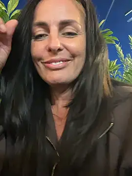 BritishKimi online show from August 2026 08:33:02 PM