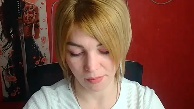 CuttieEmma online show from March 2026 06:31:02 AM