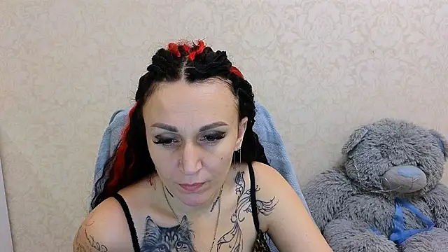 Snapshot of LalyaSkyy chatting on February 2026 06:23:02 AM LalyaSkyy online show from February 2026 06:23:02 AM