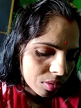 Snapshot of Priyakoli4568 chatting on May 2026 04:52:01 AM Priyakoli4568 online show from May 2026 04:52:01 AM