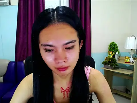 Snapshot of devine_goddess chatting on May 2026 05:42:04 PM devine goddess online show from May 2026 05:42:04 PM