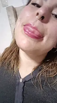 Snapshot of Kennya_Rodriguez chatting on April 2026 04:02:02 AM Kennya Rodriguez online show from April 2026 04:02:02 AM