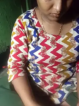 Romantic-Couple999 online show from March 2026 09:10:01 PM