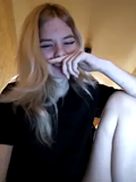 EsterSteele online show from February 2026 01:27:02 PM