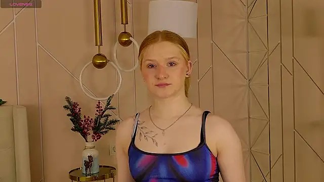 Snapshot of AmandaWatts chatting on February 2026 05:06:01 AM AmandaWatts online show from February 2026 05:06:01 AM