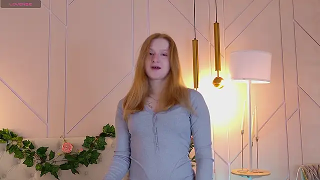 Snapshot of AmandaWatts chatting on February 2026 05:16:02 AM AmandaWatts online show from February 2026 05:16:02 AM