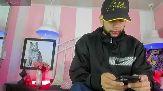 Snapshot of Aiden_Cash7 chatting on February 2026 04:00:01 AM Aiden Cash7 online show from February 2026 04:00:01 AM