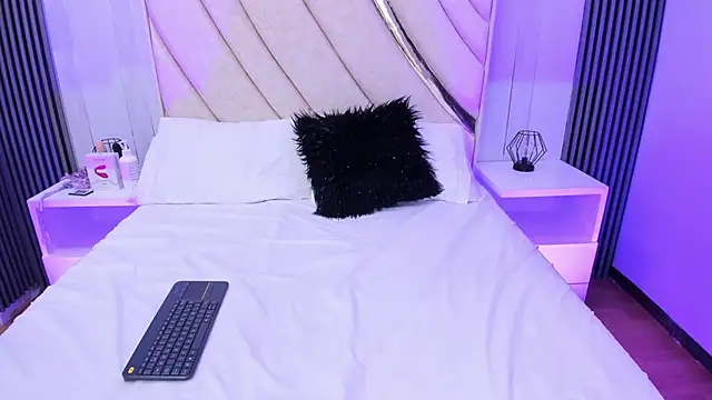 Snapshot of Sotf_Charlotte chatting on February 2026 07:10:02 PM Sotf Charlotte online show from February 2026 07:10:02 PM