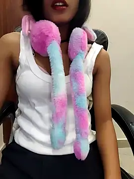 Snapshot of -Sapna001 chatting on February 2026 07:43:01 PM -Sapna001 online show from February 2026 07:43:01 PM