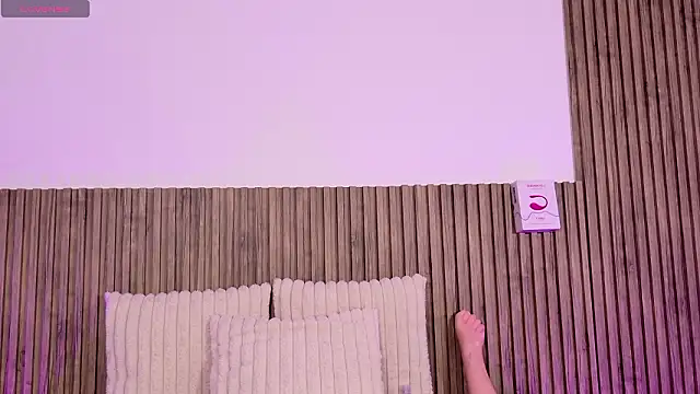 Snapshot of HannaRodri chatting on February 2026 01:44:01 PM HannaRodri online show from February 2026 01:44:01 PM