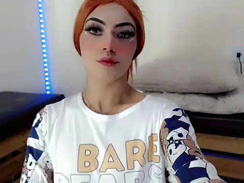 NathalialLooes online show from May 2026 06:31:02 AM