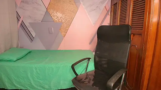 Snapshot of canela_salvaje chatting on February 2026 07:36:02 PM canela salvaje online show from February 2026 07:36:02 PM