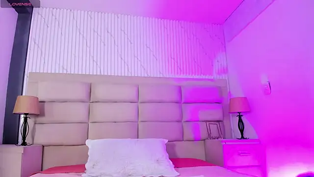 KarelyMitchel online show from February 2026 02:11:02 PM