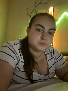 AlyaX X online show from May 2026 12:34:01 PM