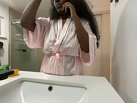 Snapshot of Anadia_Starr chatting on April 2026 02:37:02 AM Anadia Starr online show from April 2026 02:37:02 AM