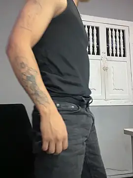 Snapshot of Thiago_Olsen chatting on February 2026 07:39:01 PM Thiago Olsen online show from February 2026 07:39:01 PM