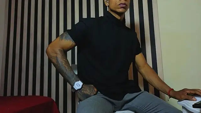 Snapshot of big_dante77 chatting on March 2026 08:37:01 PM big dante77 online show from March 2026 08:37:01 PM