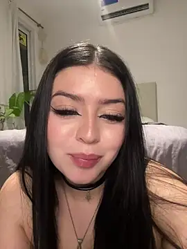 Snapshot of lolaaculaa chatting on February 2026 04:50:02 AM lolaaculaa online show from February 2026 04:50:02 AM