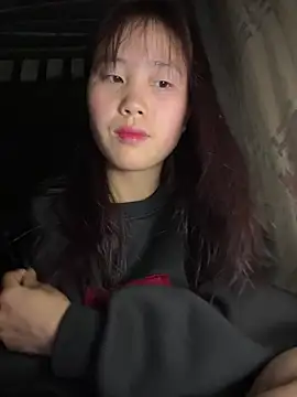 kekely online show from March 2026 09:43:01 PM