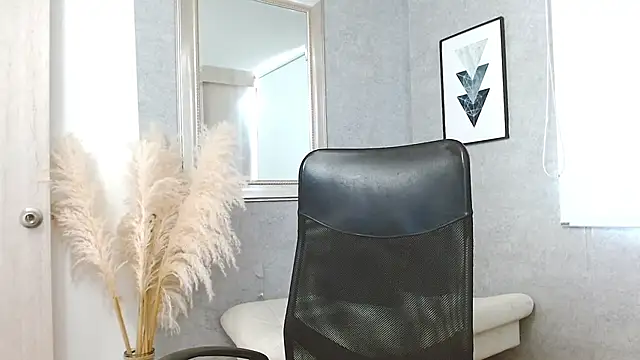 brooklyn- online show from April 2026 02:58:01 PM