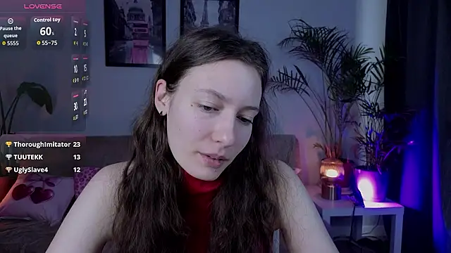 Snapshot of VioletaBloom chatting on February 2026 07:51:01 AM VioletaBloom online show from February 2026 07:51:01 AM