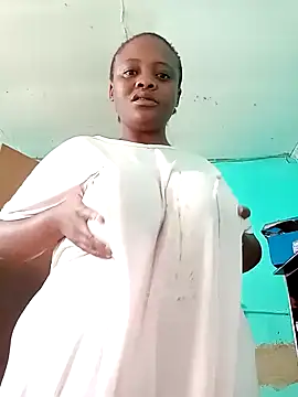 BBWQueenxx online show from April 2026 06:41:02 AM