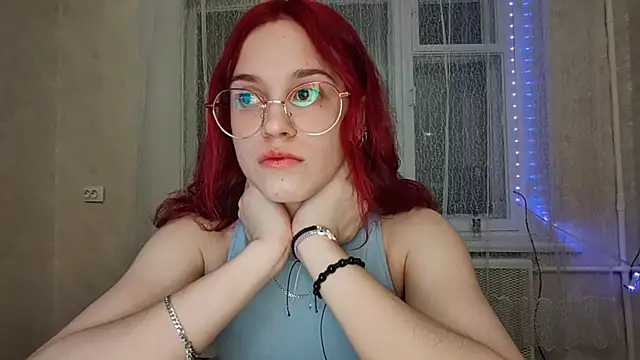 Snapshot of CalandraRolon chatting on February 2026 07:34:02 PM CalandraRolon online show from February 2026 07:34:02 PM