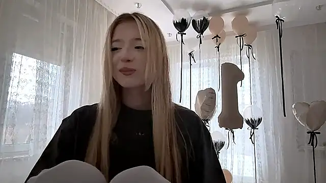 IvyArmbrister online show from February 2026 03:21:02 PM