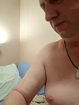 Artyrik79 online show from February 2026 07:42:02 PM