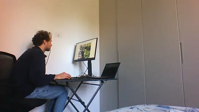 andre italy online show from April 2026 03:12:01 PM