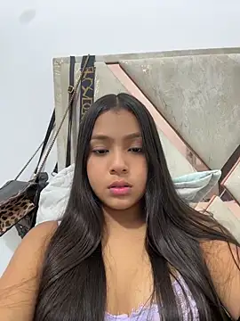Snapshot of Baby_morena12 chatting on May 2026 03:47:01 AM Baby morena12 online show from May 2026 03:47:01 AM