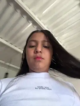 Snapshot of Baby_morena12 chatting on June 2026 08:21:01 PM Baby morena12 online show from June 2026 08:21:01 PM