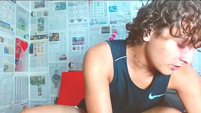 Snapshot of arielnoir6958 chatting on February 2026 11:31:02 PM arielnoir6958 online show from February 2026 11:31:02 PM