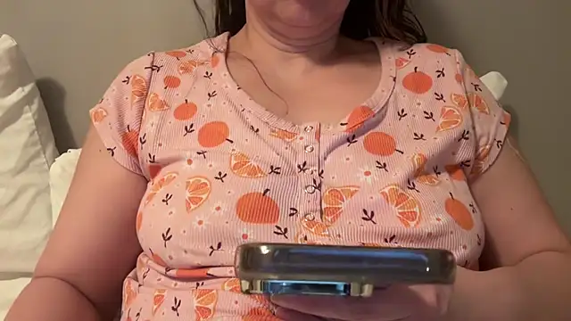 Snapshot of ShyFlameLive chatting on February 2026 12:20:02 AM ShyFlameLive online show from February 2026 12:20:02 AM