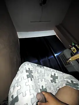 chocolatesboy143 online show from February 2026 04:16:01 PM