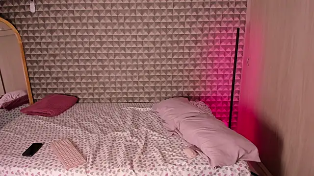 Snapshot of Keinner_BigDick chatting on February 2026 07:31:01 PM Keinner BigDick online show from February 2026 07:31:01 PM