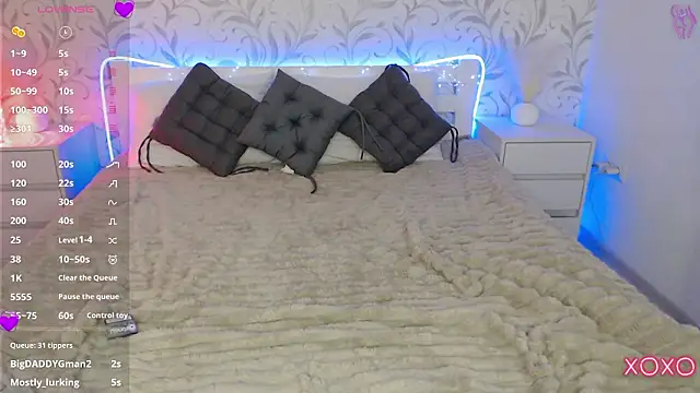 Snapshot of b1ushf1owerr chatting on February 2026 05:12:02 AM b1ushf1owerr online show from February 2026 05:12:02 AM