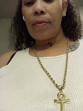 harleycakess online show from April 2026 10:47:02 PM