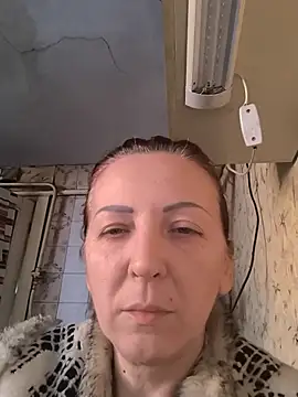 Snapshot of LinaSwan471 chatting on February 2026 01:09:02 PM LinaSwan471 online show from February 2026 01:09:02 PM