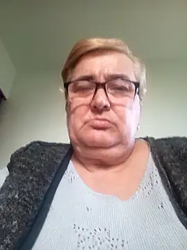 SusanStar874 online show from April 2026 04:19:01 PM