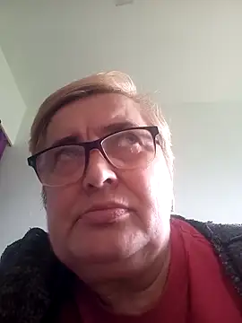 SusanStar874 online show from April 2026 01:42:02 PM
