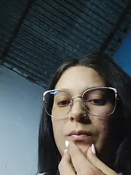 Perla and Maikol online show from February 2026 03:00:02 AM