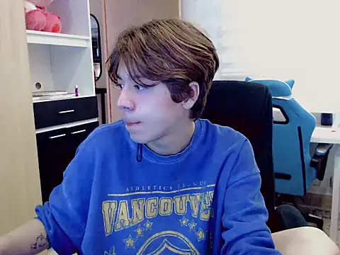 Snapshot of duvisex19 chatting on February 2026 08:46:02 PM duvisex19 online show from February 2026 08:46:02 PM