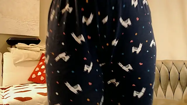 BluueSilk online show from March 2025 06:14:02 AM