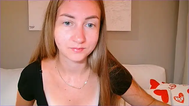 BluueSilk online show from October 2025 05:16:01 AM