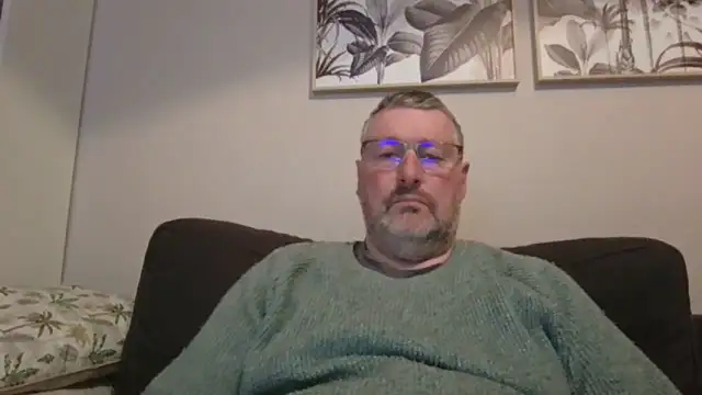 doudou310 online show from March 2026 05:24:01 AM