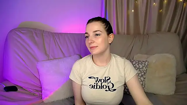 AliceChanel online show from May 2026 03:48:02 AM