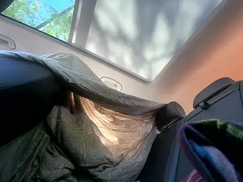 makemestayhard online show from March 2026 04:32:01 PM